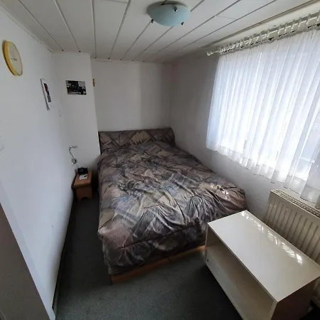 Ferienhaus 度假居 *